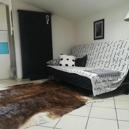 Lalla House *